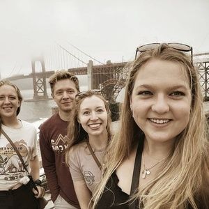 Meet your Posher, Allison